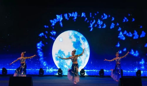 吃盤菜 睇晚會,夏港街這場 暖企行動(dòng) 很過癮